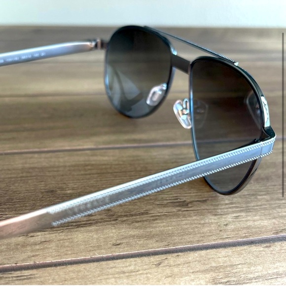 New Versace sunglasses grey lenses unisex - Picture 2 of 4